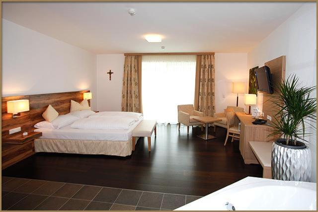 Relax & Wanderhotel Poppengut Hinterstoder Bagian luar foto